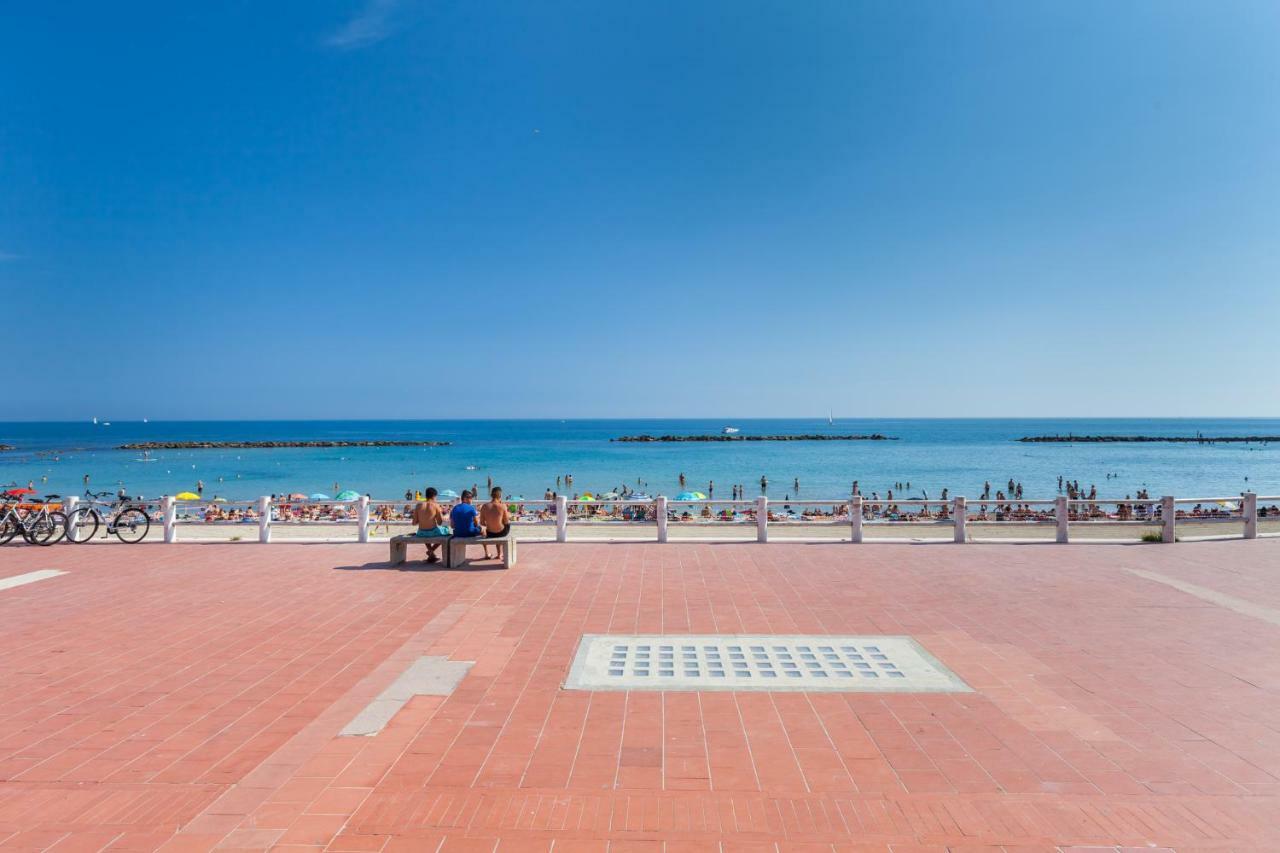 Titty Beach House Santa Marinella Exterior photo